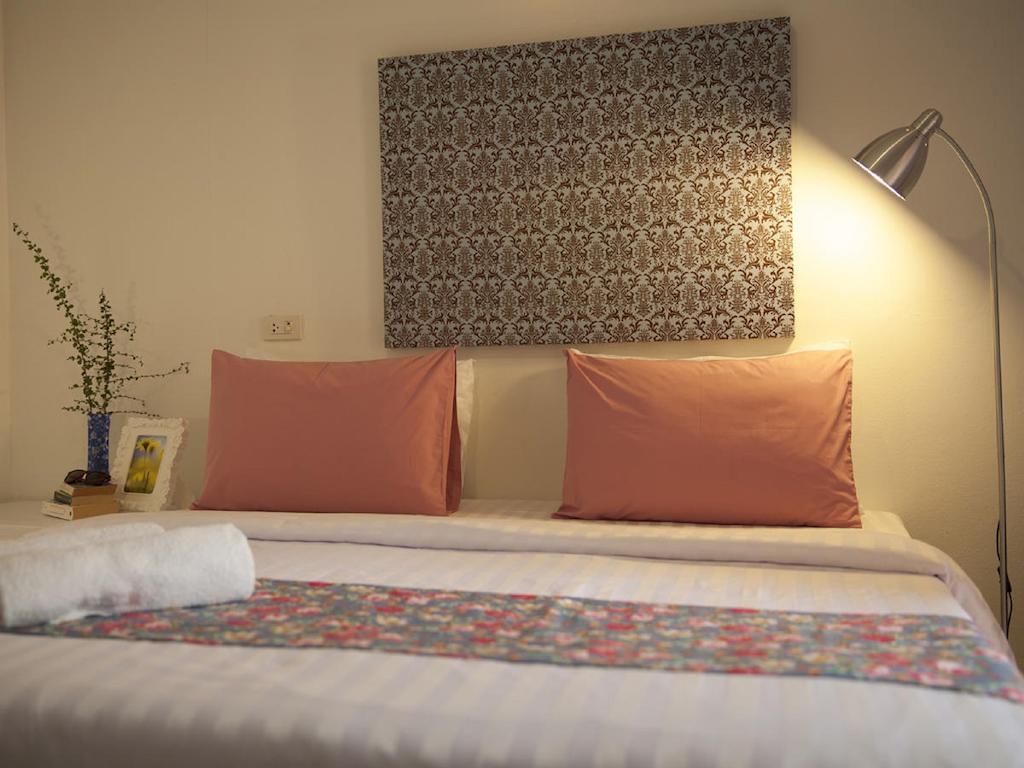 Les Fleurs House Bed & Breakfast Khao Lak Room photo